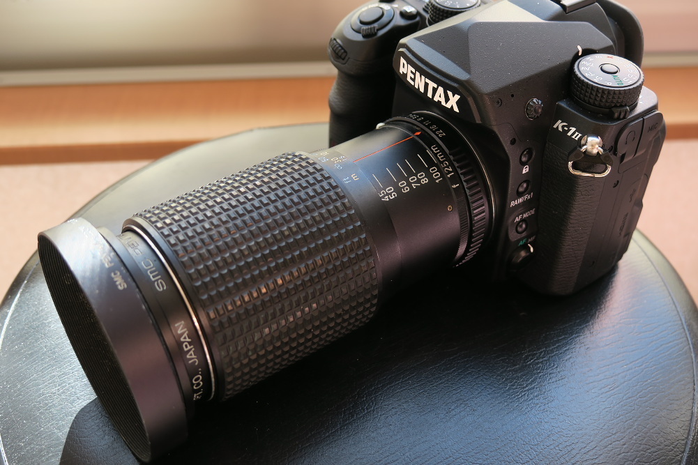 PENTAX K-1 Mark II に、装着するレンズによってプレビュー機構や